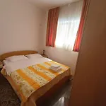 Centar شقة ستاريغغاد باكلينتسا