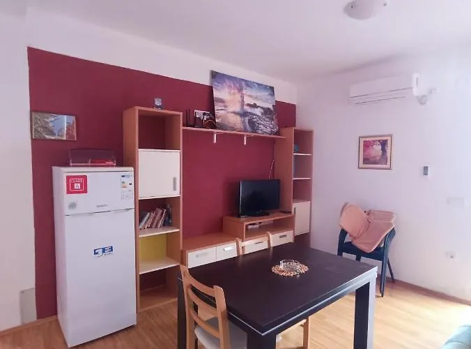 Centar Appartamento Starigrad Paklenica