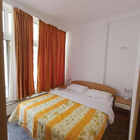 Centar * Starigrad Paklenica