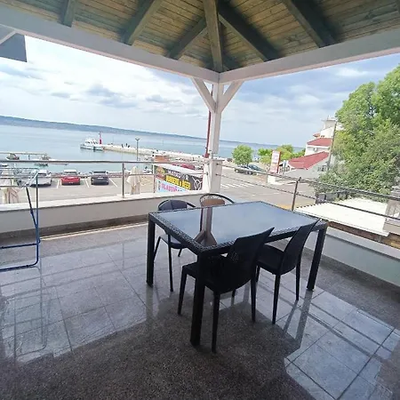Daire Centar Starigrad Paklenica