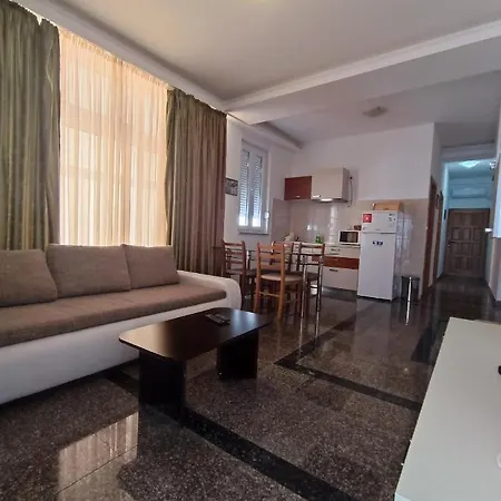 Centar * Starigrad Paklenica